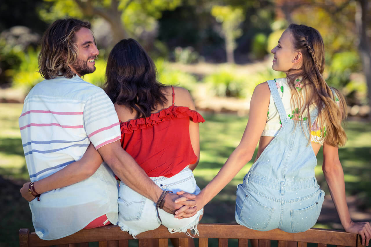 Comment faire face à un mari qui trompe chroniquement,la tromperie en série dans le mariage.